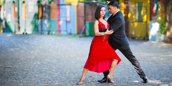 Kurz spoločenských tancov: waltz, tango, viedenský valčík a polka