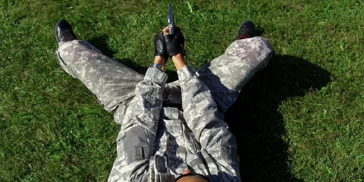 Jedinečný strelecký zážitok s lekciou sebaobrany podľa systému KRAV MAGA - vhodné aj pre ženy