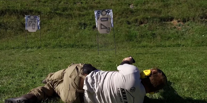 Jedinečný strelecký zážitok s lekciou sebaobrany podľa systému KRAV MAGA - vhodné aj pre ženy