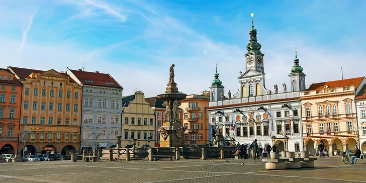 Pobyt v centre Českých Budějovíc: luxusné izby, raňajky, večera a masáž