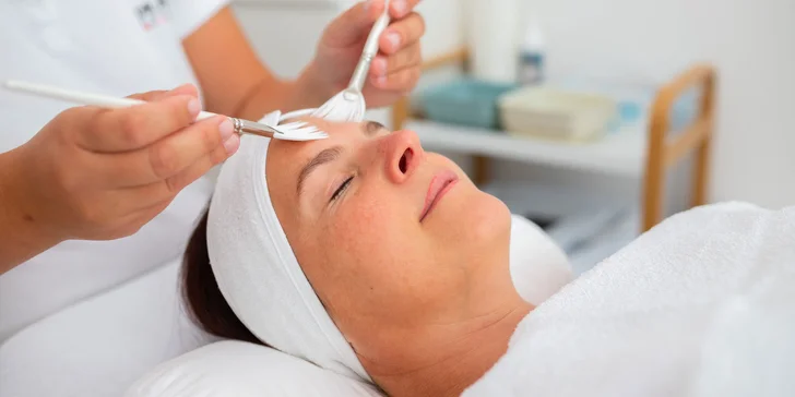 Mezoterapia-Microneedling alebo chemický peeling, v ponuke aj permanentky