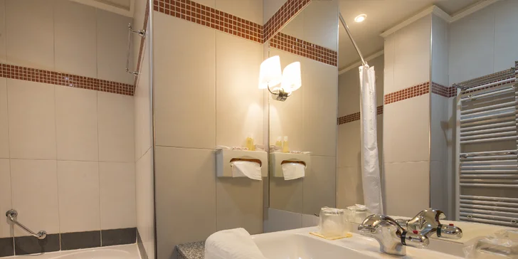 🌞 KÚP teraz, využi v LETE: Wellness a Spa pobyt v hoteli Therma**** v ktorom bude aj obyčajné saunovanie zážitkom