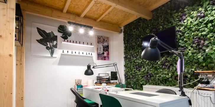 Krásne a vyživené obočie v GLOW&GO: Úprava, farbenie a laminácia