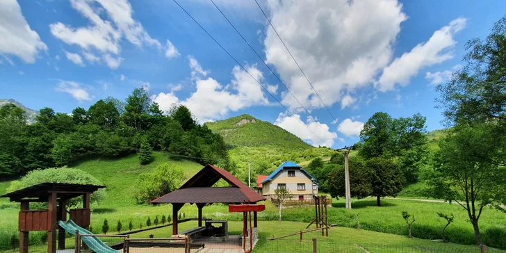 Pobyt v Zázrivskom dvore s polpenziou, privátnym mini wellness a výhľadom na Rozsutec