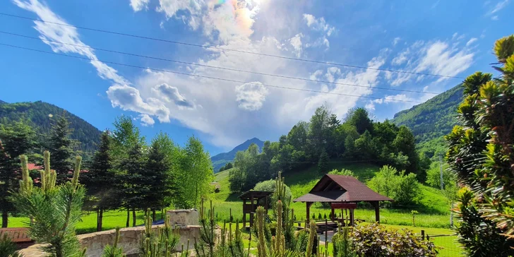 Pobyt v Zázrivskom dvore s polpenziou, privátnym mini wellness a výhľadom na Rozsutec