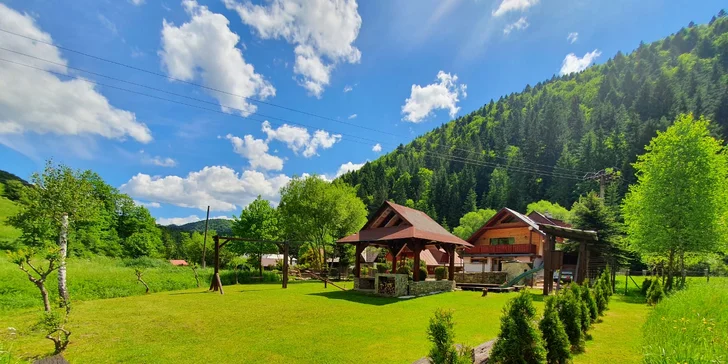 Pobyt v Zázrivskom dvore s polpenziou, privátnym mini wellness a výhľadom na Rozsutec