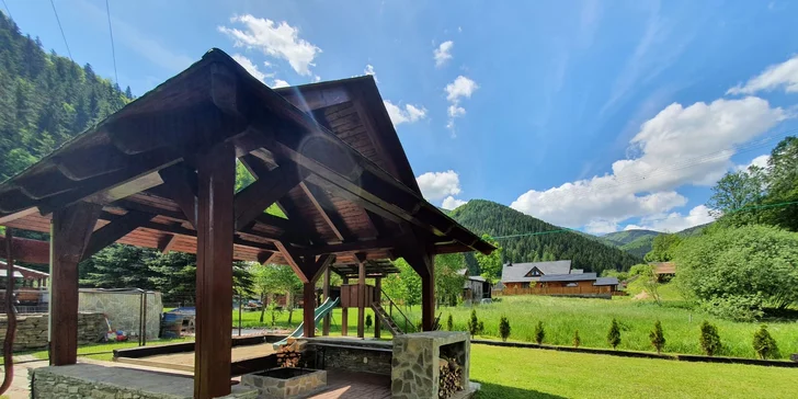 Pobyt v Zázrivskom dvore s polpenziou, privátnym mini wellness a výhľadom na Rozsutec