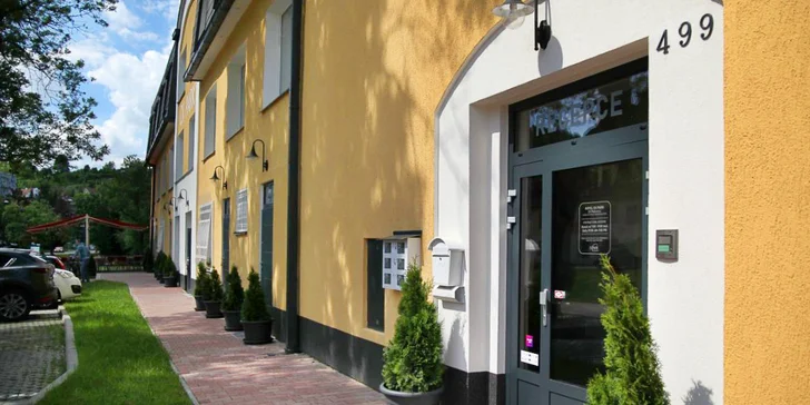 Čarovná dovolenka v Českom Krumlove: hotel 10 minút od historického centra, raňajky i fľaša vína
