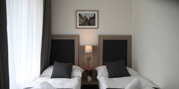 Čarovná dovolenka v Českom Krumlove: hotel 10 minút od historického centra, raňajky i fľaša vína