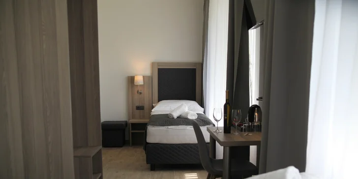 Čarovná dovolenka v Českom Krumlove: hotel 10 minút od historického centra, raňajky i fľaša vína