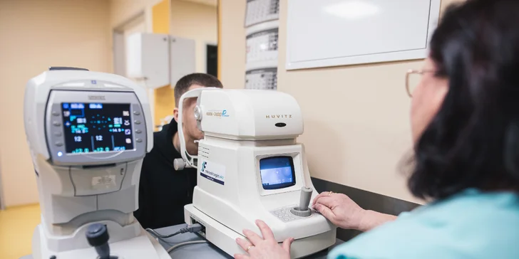 Bezbolestná operácia oboch očí femtosekundovým alebo excimerovým laserom