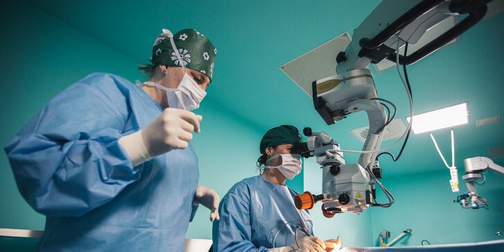 Bezbolestná operácia oboch očí femtosekundovým alebo excimerovým laserom