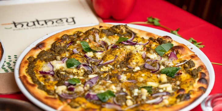 Kuracia či vegetariánska indická pizza v reštaurácii Chutney - osobný odber