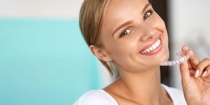 Konzultácia a zľava na neviditeľný zubný strojček INVISALIGN