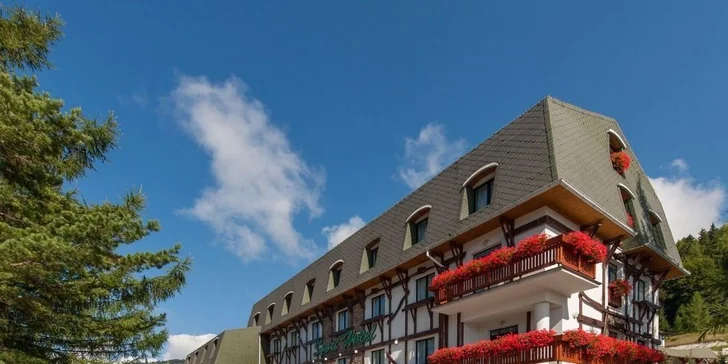 Najobľúbenejší wellness na Donovaloch - Hotel Šport***