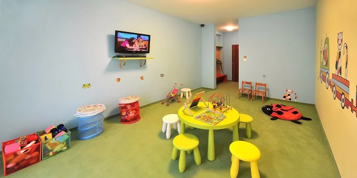 Obľúbený pobyt s každodenným wellness vo Via Jasná**** v Nízkych Tatrách. Deti do 15 r. extra zvýhodnené!