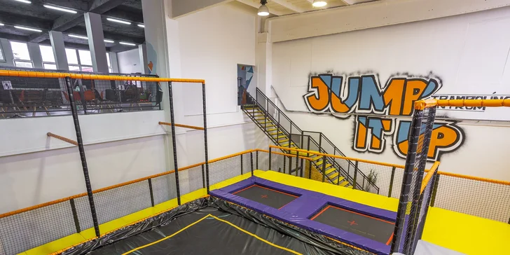 Vstupy na 60 alebo 120 minút počas celého týždňa do trampolínového centra JUMP IT UP