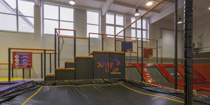 Vstupy na 60 alebo 120 minút počas celého týždňa do trampolínového centra JUMP IT UP