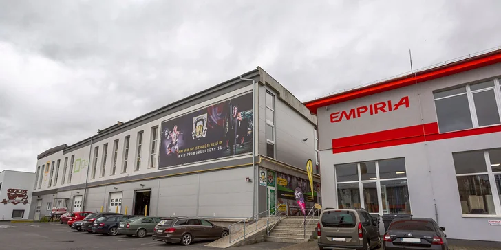 Vstupy na 60 alebo 120 minút počas celého týždňa do trampolínového centra JUMP IT UP