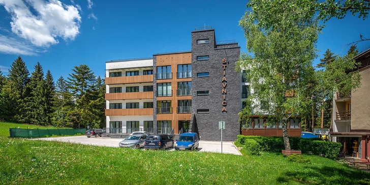 Dovolenka v Jánskej doline v apartmánovom rezorte Štiavnica so špičkovým wellness so saunami a bazénom + 2 deti v cene voucheru