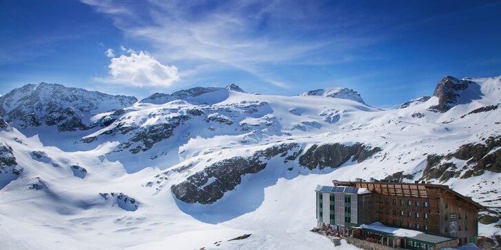 Zimná lyžovačka v Rakúsku: 3* horský hotel s polpenziou a wellness, deti do 11,9 rokov zadarmo vrátane skipasov