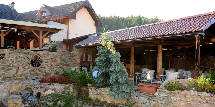 🌞 KÚP teraz, využi v LETE: Ubytovanie v Penzióne Kamenný dvor v blízkosti kúpeľov Vyšné Ružbachy