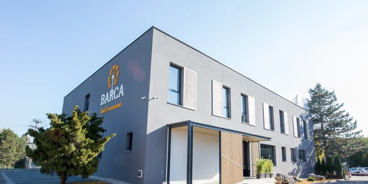 Voňavý a chrumkavý zážitok: Kačacie hody pre 1 či 2 osoby v reštaurácii Barca