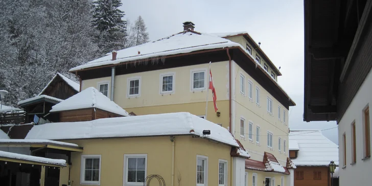 Čarovná dovolenka v Korutánsku: 3* hotel s raňajkami, skiareál so snowparkom a vyše 100 km zjazdoviek