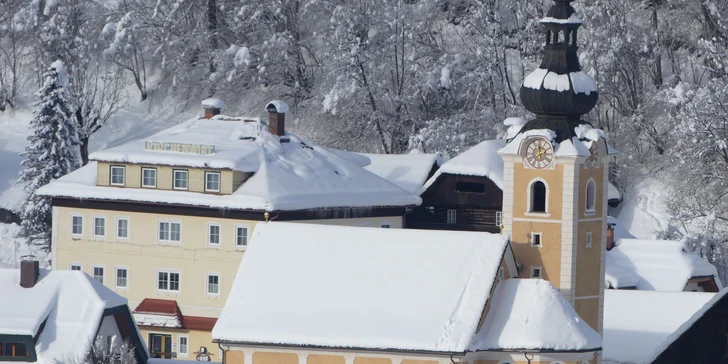 Čarovná dovolenka v Korutánsku: 3* hotel s raňajkami, skiareál so snowparkom a vyše 100 km zjazdoviek