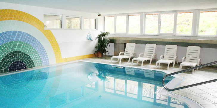 Zimná dovolenka v Rakúsku: hotel 7 km od Innsbrucku, polpenzia a wellness