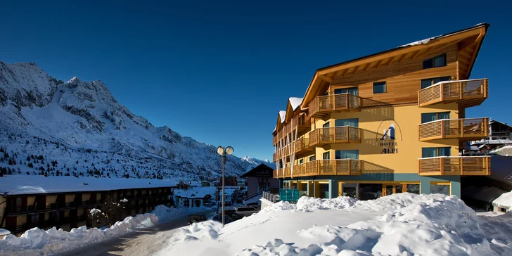 Zimná dovolenka v Passo del Tonale: 4* hotel s polpenziou a wellness