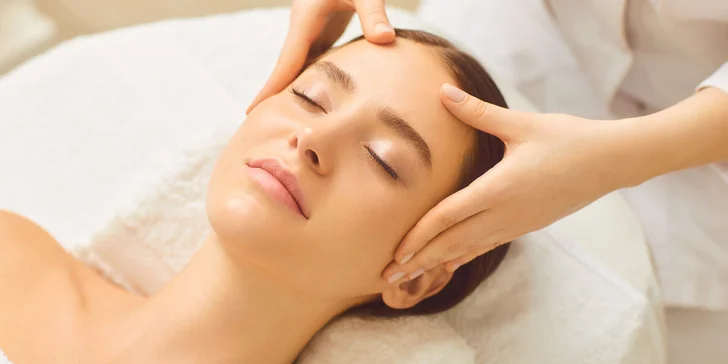 Kozmetické procedúry pre krásnu, sviežu a hydratovanú pleť v Jenny Beauty