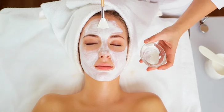 Kozmetické procedúry pre krásnu, sviežu a hydratovanú pleť v Jenny Beauty