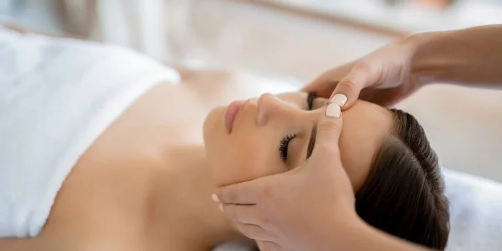 Kozmetické procedúry pre krásnu, sviežu a hydratovanú pleť v Jenny Beauty