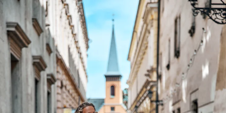 Rodinné či portrétové fotenie s fotografiami na gravírovanom drevenom USB