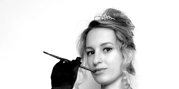 Profesionálne fotenie a fotografie odovzdané na gravírovanom USB