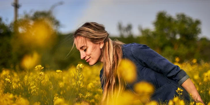 Profesionálne fotenie a fotografie odovzdané na gravírovanom USB