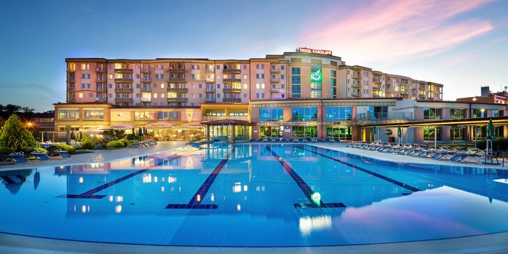 Wellness pobyt v 4* hoteli Karos Spa s polpenziou a bohatým programom pre rodiny s deťmi