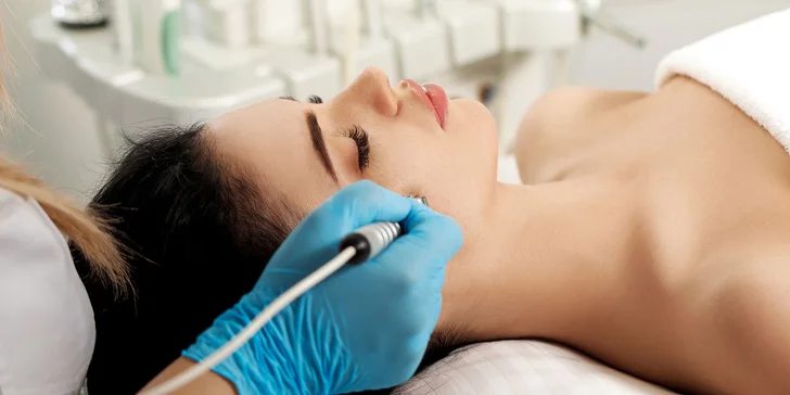 Čistenie pleti, mikrodermabrázia alebo mezoterapia