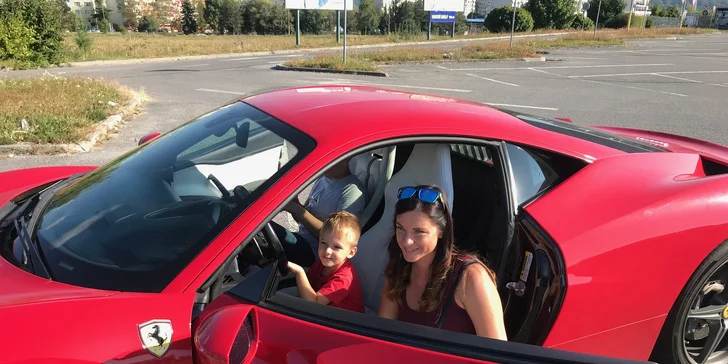 Nezabudnuteľný zážitok vo Ferrari ako vodič alebo spolujazdec
