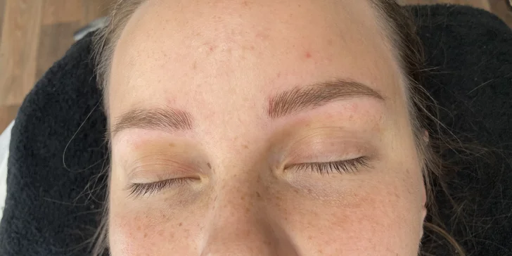 Microblading – dokonale upravené a prirodzene vyzerajúce obočie