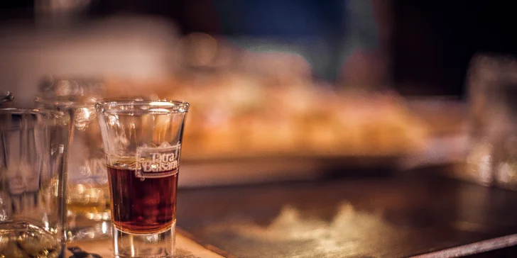 Jedinečný pobyt v Hniezdnom: apartmány vo vidieckom štýle, možnosť prehliadky Nestville Distillery a degustácie