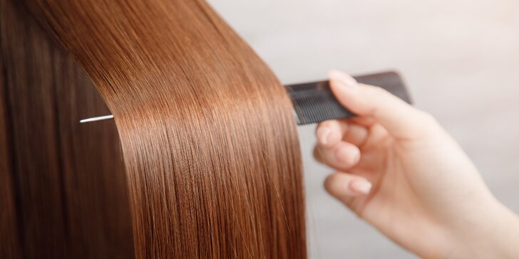 STOP krepovatým a kučeravým vlasom s brazílskym keratínom