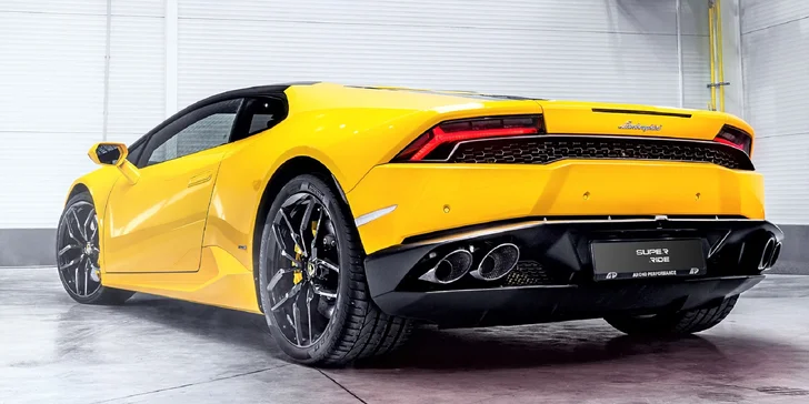 Užite si parádnu jazdu v LAMBORGHINI HURACAN LP 610–4 ako vodič alebo spolujazdec