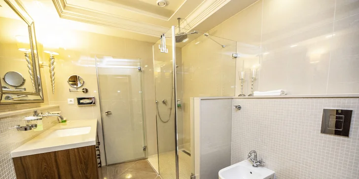 Luxusný pobyt v Karlových Varoch: skvelé jedlo, wellness aj vlastná kinosála