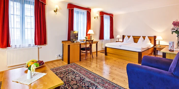 Fantastický odpočinok blízko Vřídelnej kolonády: 3* hotel s raňajkami aj zľava na masáže