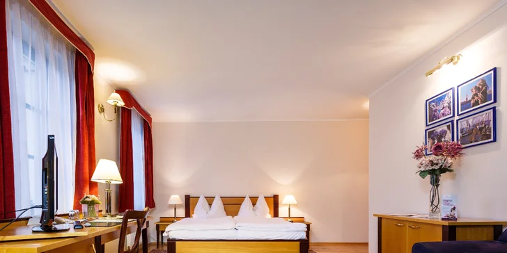 Fantastický odpočinok blízko Vřídelnej kolonády: 3* hotel s raňajkami aj zľava na masáže