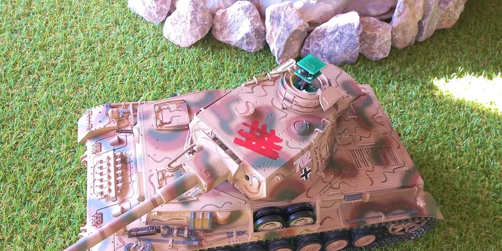 Veľkolepý tankový súboj s upravenými RC modelmi v TANKOVEJ ARÉNE