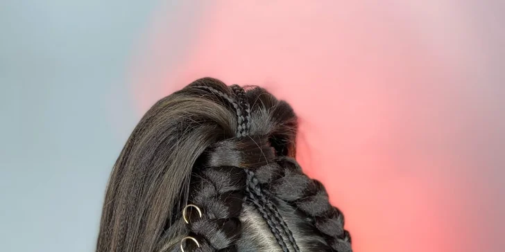 Boxerské copy, pseudo dredy, twisty či kučery - trendy zmena vášho imidžu