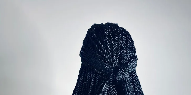 Boxerské copy, pseudo dredy, twisty či kučery - trendy zmena vášho imidžu